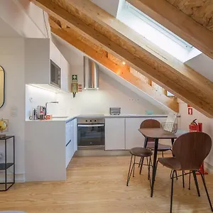 Apartment Nomad's Augusta Collection - Comfort, Lisbon